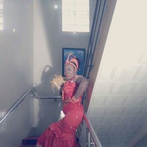 Meet your Posher, Maris